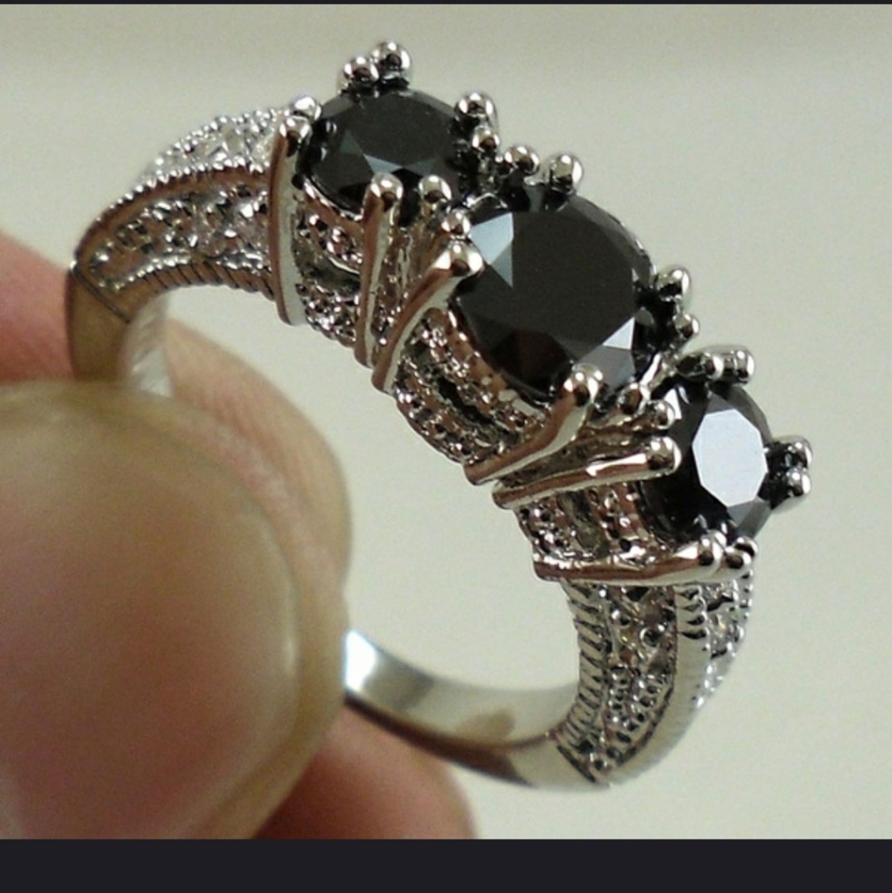 925 Sterling Silver Black Sapphire Diamond